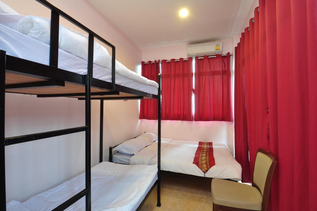 Orchid Hostel Bangkok Exteriör bild