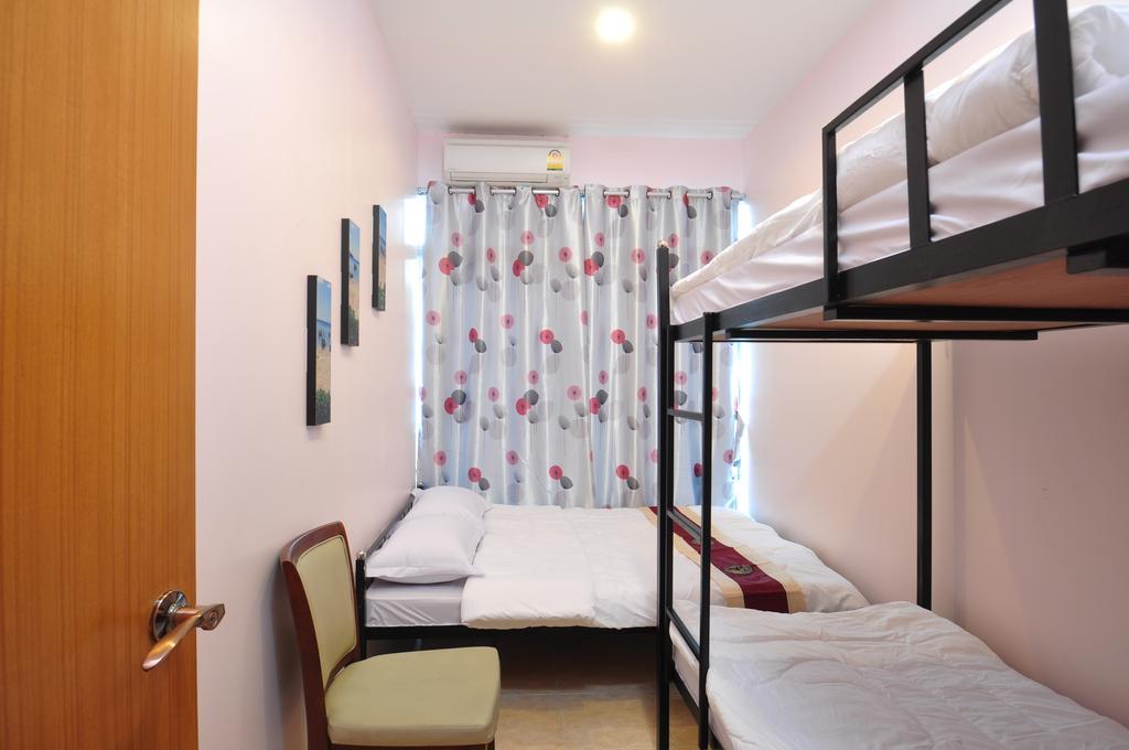 Orchid Hostel Bangkok Exteriör bild